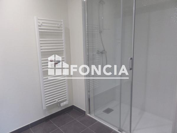 Location Appartement 2 pièces 45.2 m² - 17 AVENUE DU SIX JUIN Caen 14000