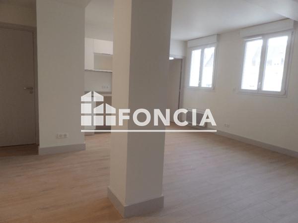 Location Appartement 2 pièces 45.2 m² - 17 AVENUE DU SIX JUIN Caen 14000
