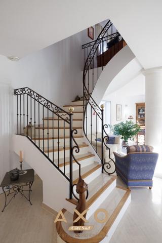 SAINT-CANNAT- MAISON - T6 - 210 M2 - PISCINE - POOL HOUSE - TERRAIN 5 500 M2 - DOUBLE GARAGE - 1 295 000