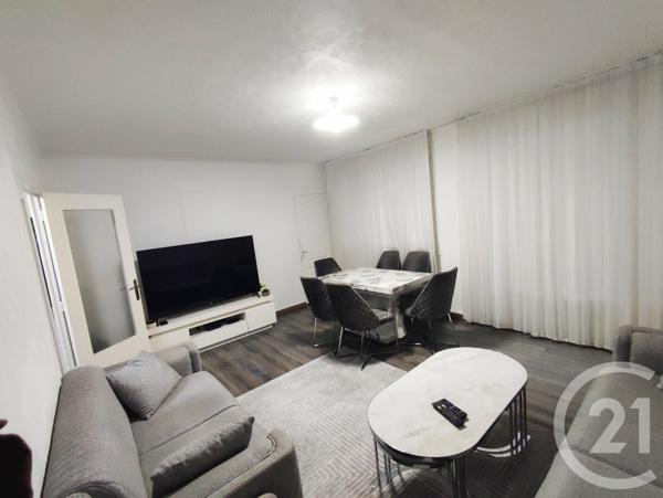 Appartement F4 à vendre  4 pièces - 79,81 m2 VAULX EN VELIN - 69