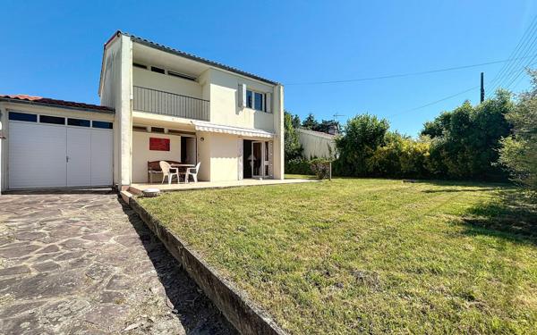 Maison à vendre    4 pièces •  Pau