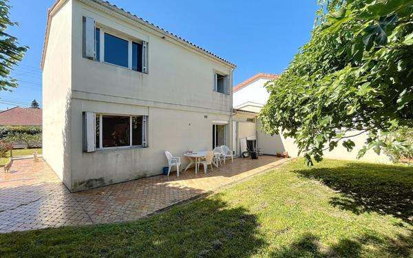 Maison à vendre    4 pièces •  Pau