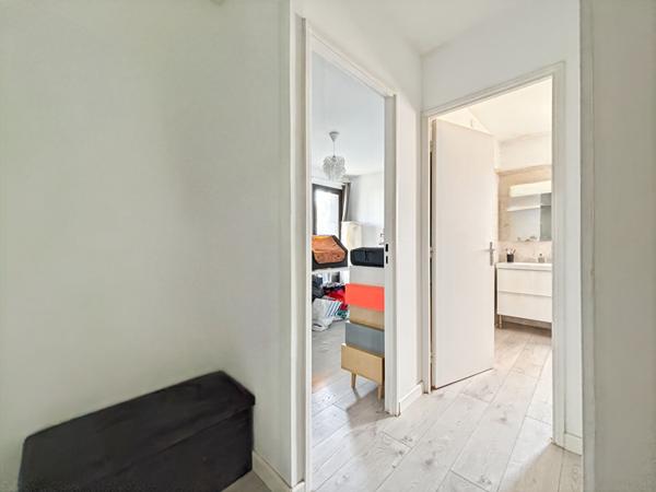 A vendre en exclusivité Appartement T3 avec place de parking, garage et cave 13011 MARSEILLE