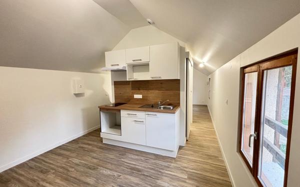 Appartement à louer    2 pièces • 42,32 m2 Nogent-l'Artaud