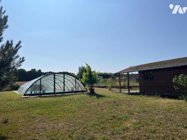 Maison T6 - Piscine - Dépendance- Jardin - 2132m² cadastré.