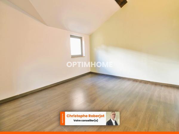 DUPLEX rénové en hyper centre-ville piétonnier