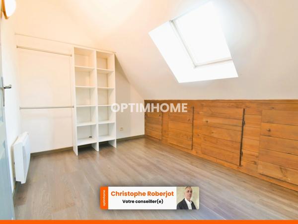 DUPLEX rénové en hyper centre-ville piétonnier