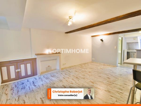 DUPLEX rénové en hyper centre-ville piétonnier