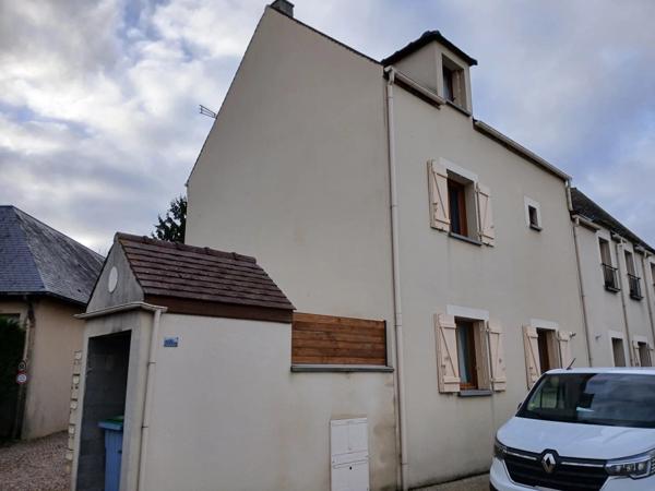 Location Maison de village 6 pièces 109 m2 à Toury