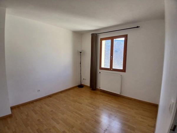 Location Maison de village 6 pièces 109 m2 à Toury