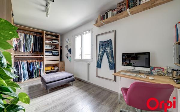 Maison à vendre    4 pièces • 100 m2 Vénissieux