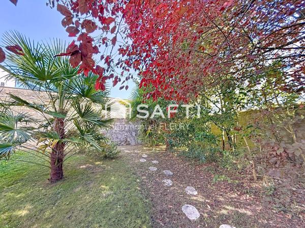 Quartier St Félix-Rond Point de Rennes, 3 chambres 109 M2 avec double garage et caves