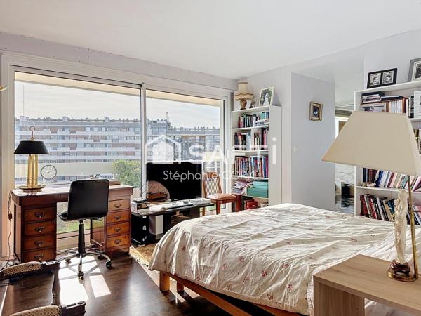 Appartement d’exception 10ème et dernier étage avec terrasse de 74 m² et vue panoramique à 270°