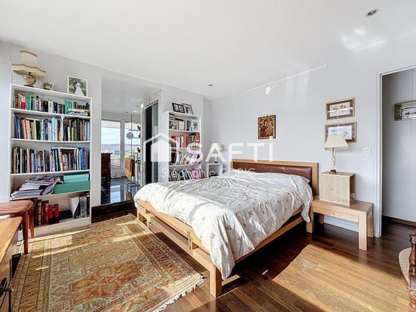 Appartement d’exception 10ème et dernier étage avec terrasse de 74 m² et vue panoramique à 270°