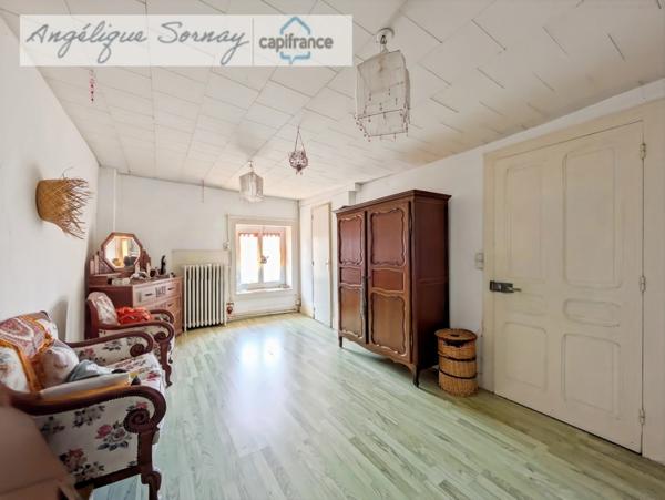 Maison à vendre 6 pièces BLETTERANS (39)