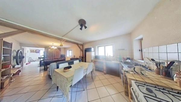 Maison à vendre 5 pièces proche de VILLERS FARLAY (39)