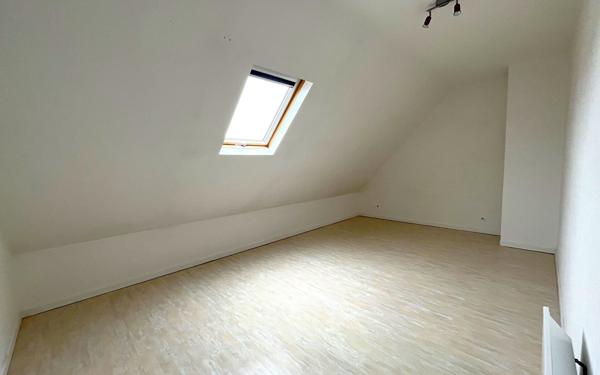 Maison à vendre    4 pièces • 96,27 m2 Crèvecoeur-le-Grand