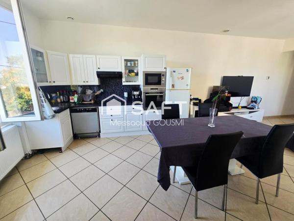 MAISON 3 PIÈCES – GRANDE TERRASSE DE 110 M² – GARAGE – TOUT À PIED