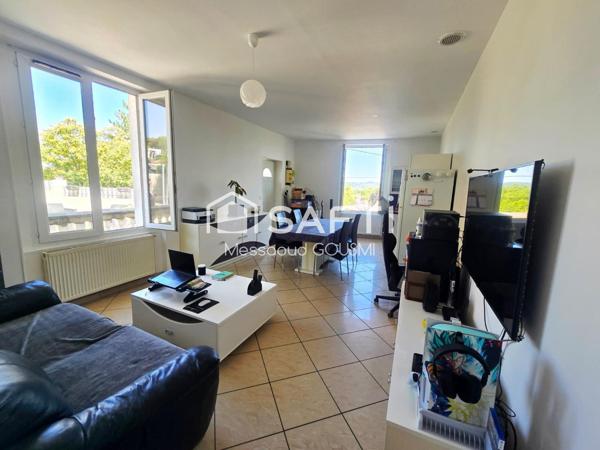 MAISON 3 PIÈCES – GRANDE TERRASSE DE 110 M² – GARAGE – TOUT À PIED
