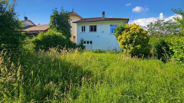 Ensemble immobilier composé de 2 maisons à vendre 10 pièces SEMEAC (65)
