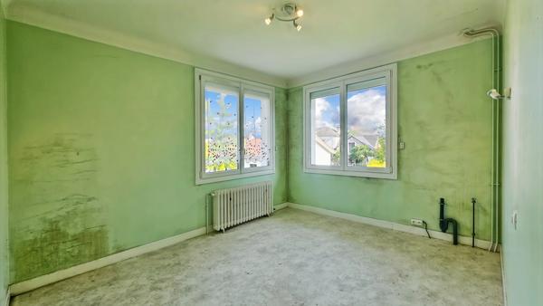 Ensemble immobilier composé de 2 maisons à vendre 10 pièces SEMEAC (65)