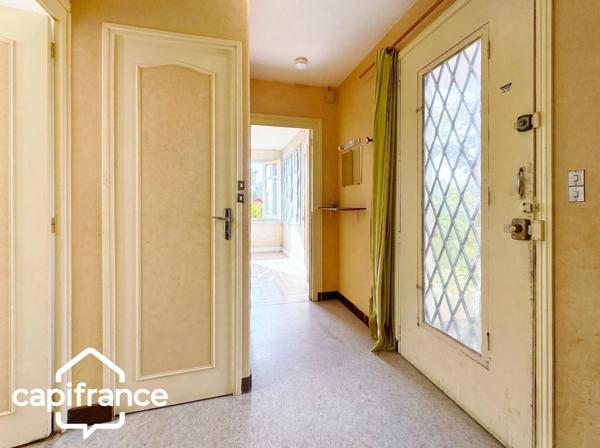 Thouars (79) Maison à rénover 68 m² – 2 chambres + bureau – jardin clos 305 m² – garage – cave