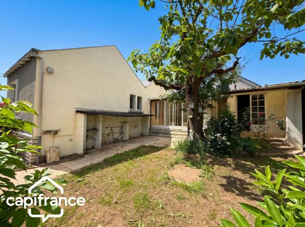 Thouars (79) Maison à rénover 68 m² – 2 chambres + bureau – jardin clos 305 m² – garage – cave
