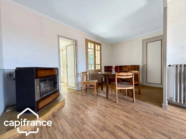 Thouars (79) Maison à rénover 68 m² – 2 chambres + bureau – jardin clos 305 m² – garage – cave