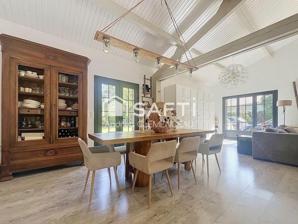 À vendre- Maison familiale de caractère avec dépendance