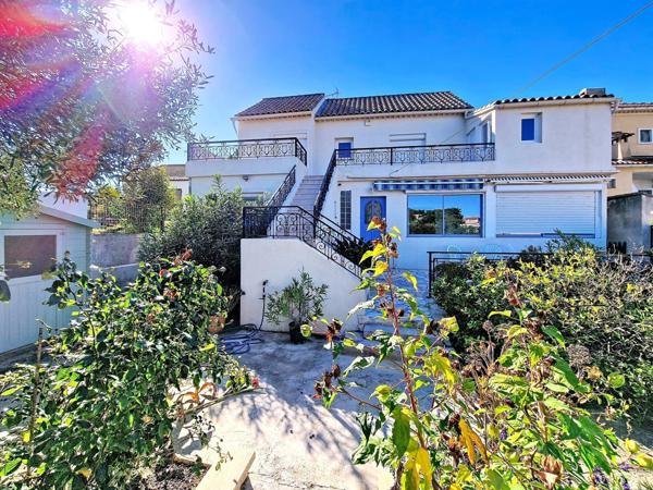 Quartier Sud de la Seyne sur Mer, maison ancienne entièrement rénovée, proche des commerces et de la plage.