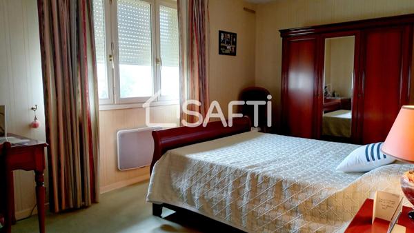 Maison T6 de 205m² 4 chambres et son balcon traversant avec vue sur le Cagire, son jardin de 675m², garage de 18m²