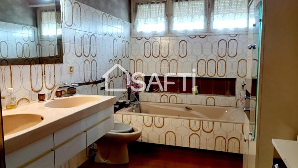 Maison T6 de 205m² 4 chambres et son balcon traversant avec vue sur le Cagire, son jardin de 675m², garage de 18m²