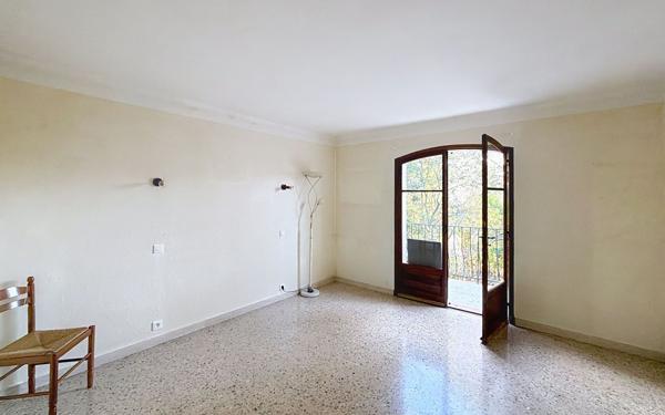 Maison à vendre    5 pièces • 141,10 m2 Roquefort-les-Pins