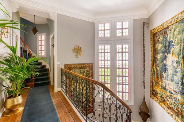 Vente Hôtel particulier Paris 16 15 Pièces 402.98 m²