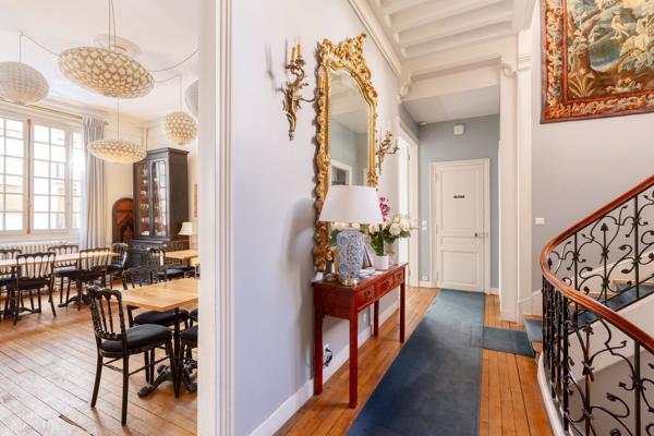 Vente Hôtel particulier Paris 16 15 Pièces 402.98 m²