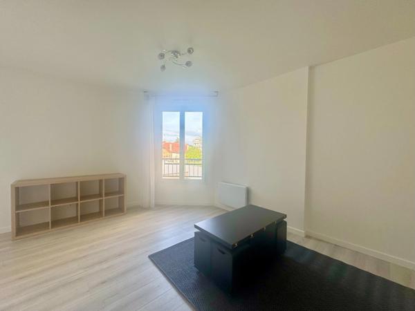 Studio meublé refait à neuf