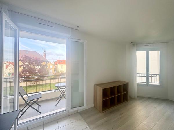 Studio meublé refait à neuf