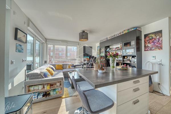 Chaville Centre-ville - Appartement 3 pièces de 64,83 m² avec terrasse de 17,48 m² et parking