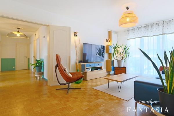 LA MAXE – Maison familiale de 230 m² au sol avec piscine chauffée et généreux espaces extérieurs