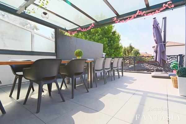 LA MAXE – Maison familiale de 230 m² au sol avec piscine chauffée et généreux espaces extérieurs