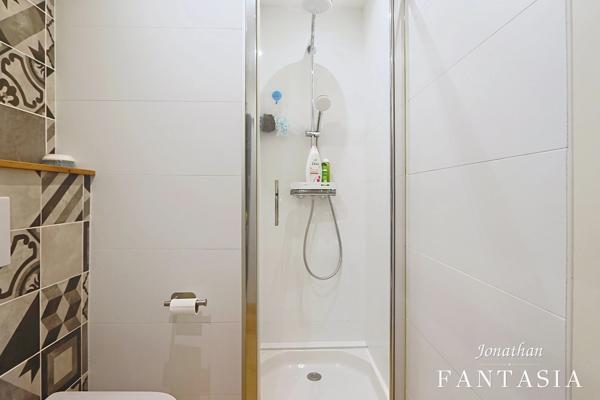 LA MAXE – Maison familiale de 230 m² au sol avec piscine chauffée et généreux espaces extérieurs