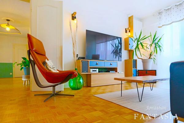 LA MAXE – Maison familiale de 230 m² au sol avec piscine chauffée et généreux espaces extérieurs