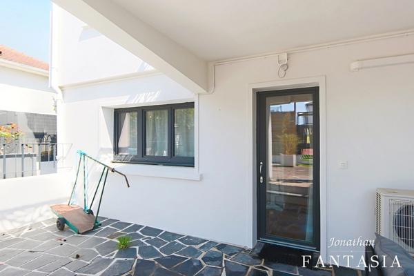 LA MAXE – Maison familiale de 230 m² au sol avec piscine chauffée et généreux espaces extérieurs