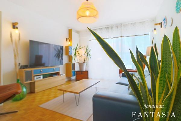 LA MAXE – Maison familiale de 230 m² au sol avec piscine chauffée et généreux espaces extérieurs