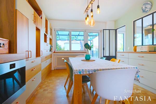 LA MAXE – Maison familiale de 230 m² au sol avec piscine chauffée et généreux espaces extérieurs