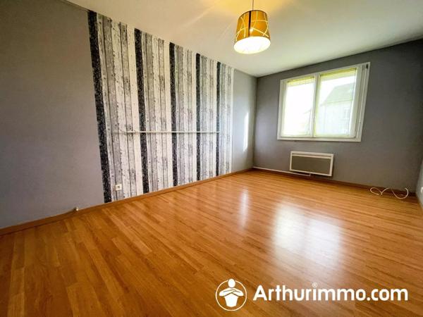 Vente                                                      Appartement
                        
                     2 pièces                      58 m2                     à Mandeure