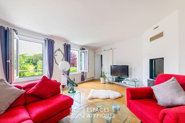 Un ancien presbytère réinventé, entre pierre et lumière, dans un village préservé du Vexin