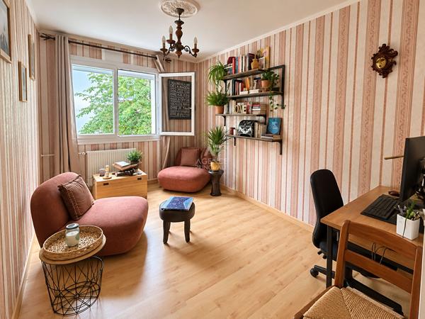 Appartement Verneuil Sur Seine 5 pièce(s) 93.57 m2 285 000 € **  - Référence  1830