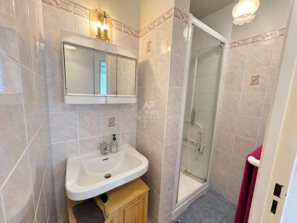 Appartement Verneuil Sur Seine 5 pièce(s) 93.57 m2 285 000 € **  - Référence  1830