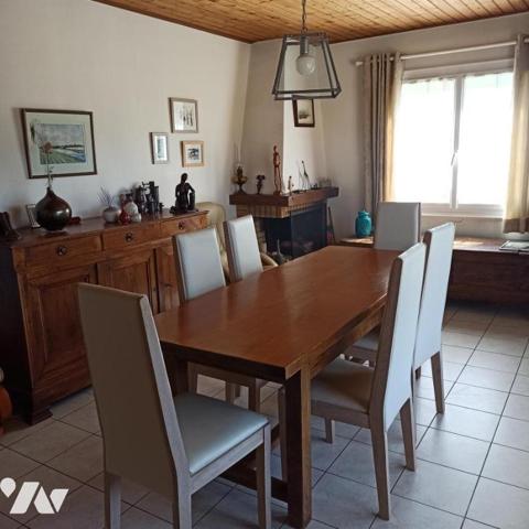 BARBATRE, PROCHE CENTRE, 